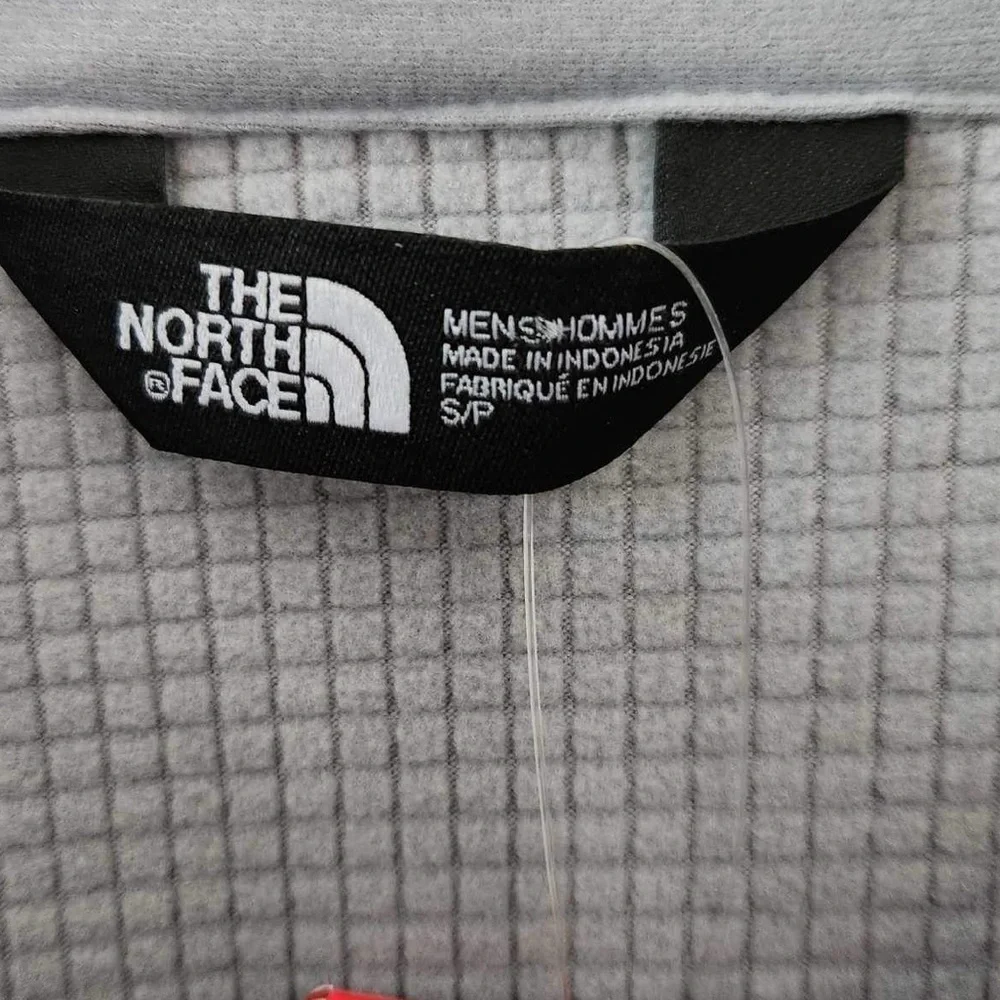 The North Face‎ Gray Pullover Men's Sweater Size Small